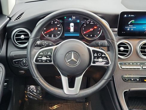 Used 2020 Mercedes-Benz GLC 300 4MATIC image 12