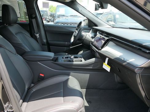 New 2026 Jeep Cherokee Limited AWD/4WD image 24