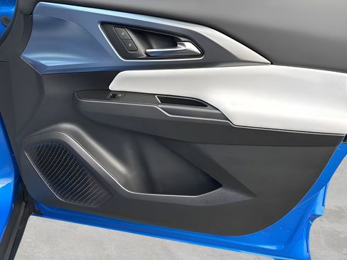 New 2026 Chevrolet Equinox EV LT AWD/4WD image 10