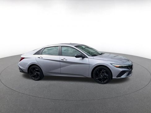 Used 2026 Hyundai Elantra Sport FWD image 2