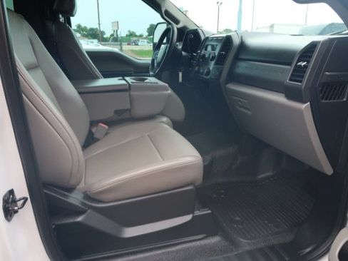 Used 2019 Ford F250 2WD Regular Cab Super Duty image 10