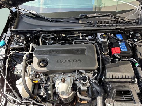 Certified 2025 Honda Civic LX image 8