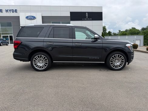 Used 2023 Ford Expedition Platinum AWD/4WD image 19