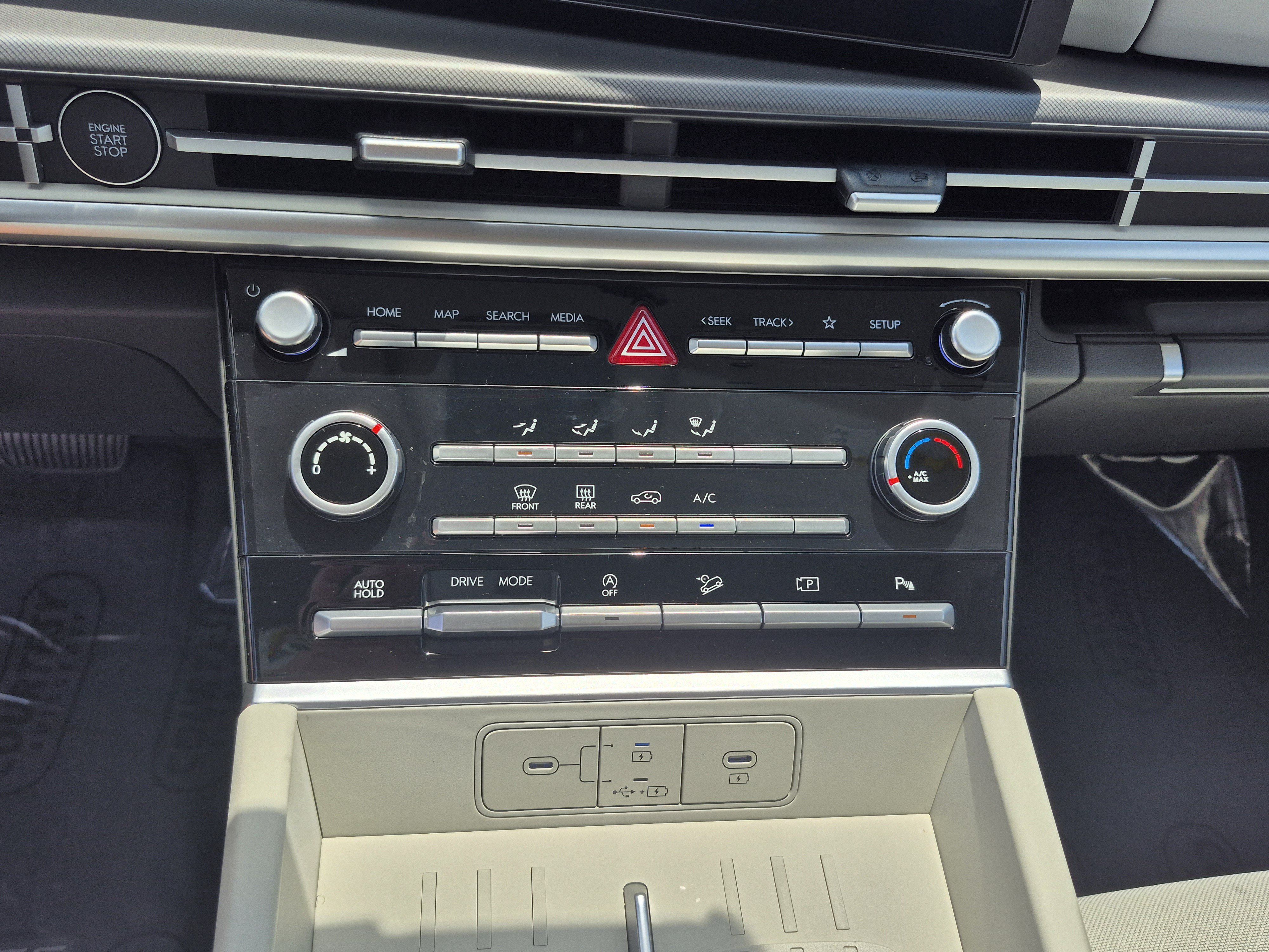 New 2027 Hyundai Santa Fe SE FWD image 28