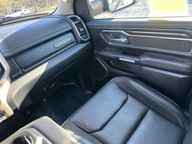 Used 2022 RAM 1500 Laramie AWD/4WD image 22