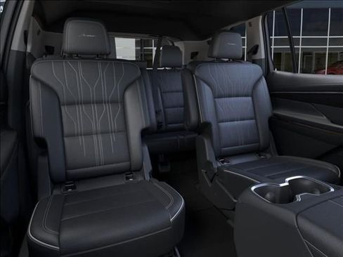 New 2026 Buick Enclave Avenir image 17