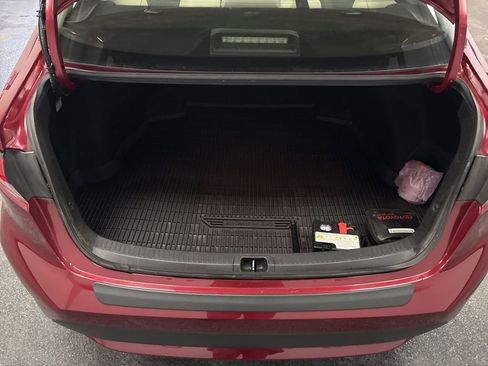 Used 2022 Toyota Corolla LE image 26