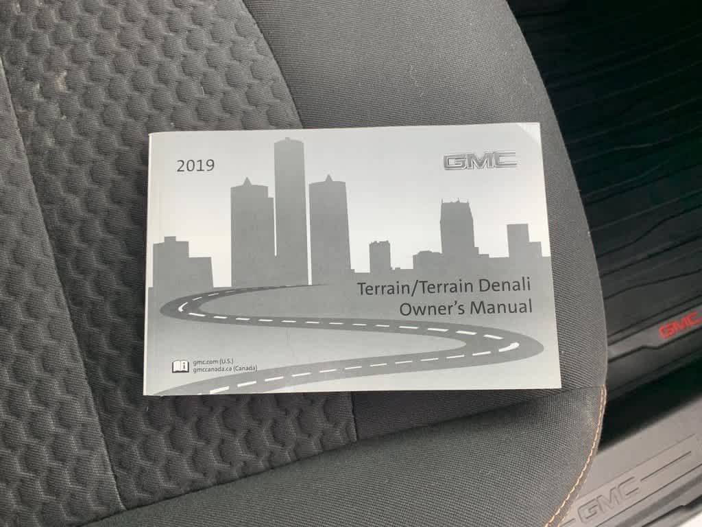 Used 2019 GMC Terrain SLE w/ Driver Convenience Package FWD image 28
