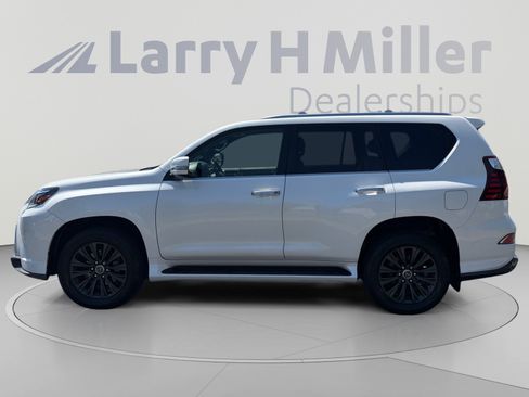 Used 2020 Lexus GX 460 Premium AWD/4WD image 2