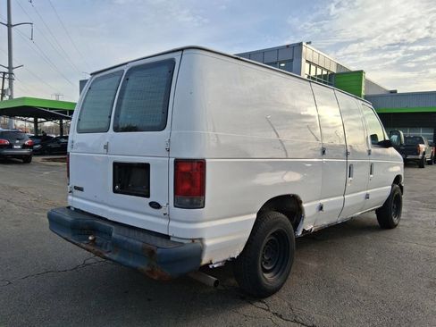 Used 2008 Ford E-150 and Econoline 150 image 6