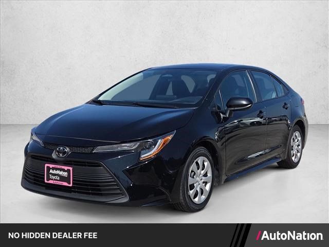 Used 2025 Toyota Corolla LE FWD image 1
