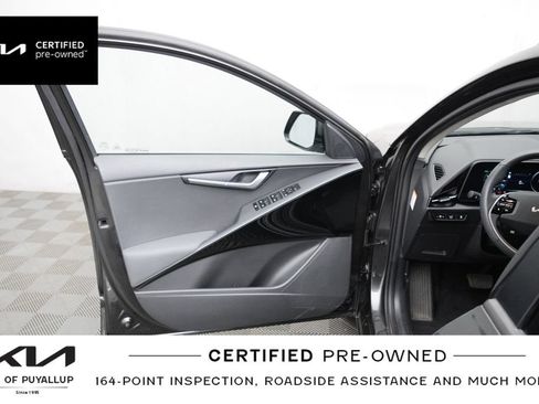 Certified 2023 Kia Niro Wind w/ Wind Preserve Package FWD image 10