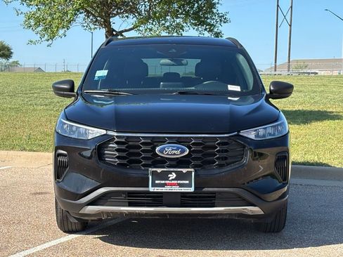 Used 2025 Ford Escape ST-Line image 3