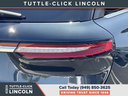 Certified 2022 Lincoln Corsair Grand Touring AWD/4WD image 12