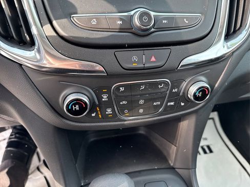 Certified 2024 Chevrolet Equinox LT image 39