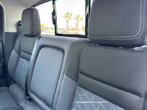 New 2026 Nissan Frontier SV w/ SV Convenience Package RWD image 14