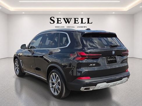 Used 2026 BMW X5 xDrive50e AWD/4WD image 3