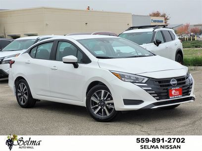 New 2025 Nissan Versa SV w/ Trunk Package