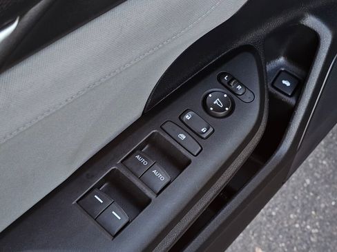 Used 2018 Honda Civic EX image 26