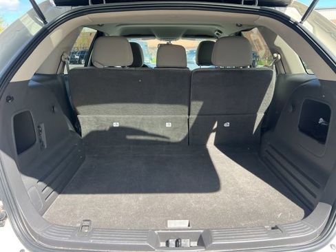 Used 2013 Ford Edge SEL FWD image 14