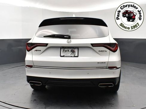 Used 2023 Acura MDX A-Spec AWD/4WD image 5