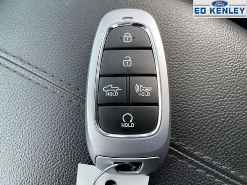 Used 2024 Hyundai Santa Cruz Night image 12