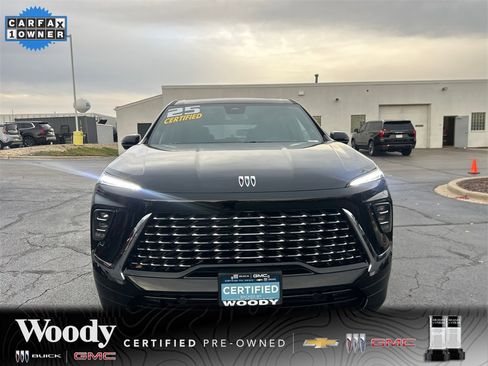 Certified 2025 Buick Enclave Avenir w/ Trailering Package, 5000 lbs. image 3