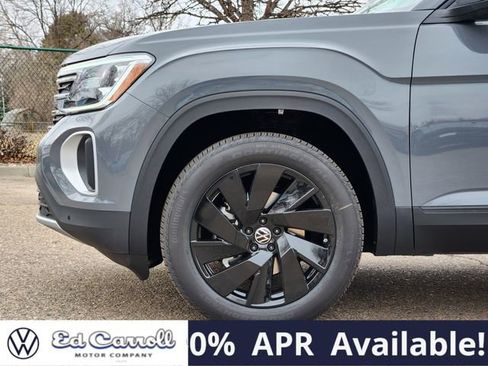 New 2026 Volkswagen Atlas SE image 8
