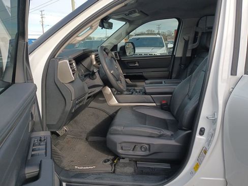 Used 2023 Toyota Tundra Limited image 9