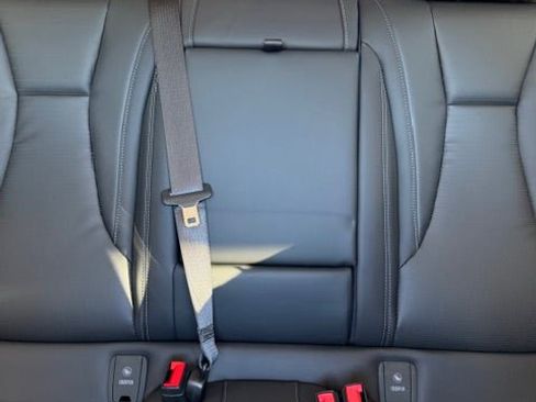 New 2026 Buick Envision Preferred image 16