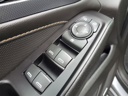 Used 2020 Chevrolet Traverse Premier w/ LPO, Floor Liner Package image 19