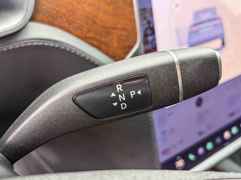 Used 2020 Tesla Model X Long Range AWD/4WD image 18