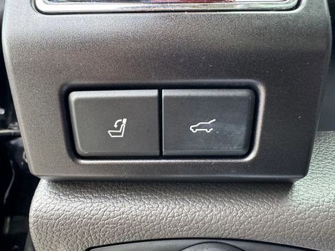 Used 2019 Ford Expedition Limited w/ Texas Edition Package image 43