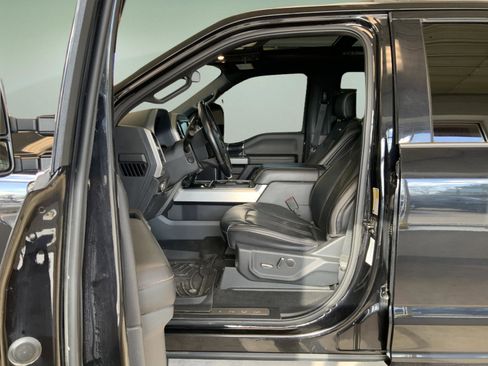 Used 2022 Ford F350 Platinum AWD/4WD image 16