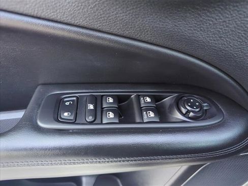 Used 2021 Jeep Compass Latitude FWD image 29