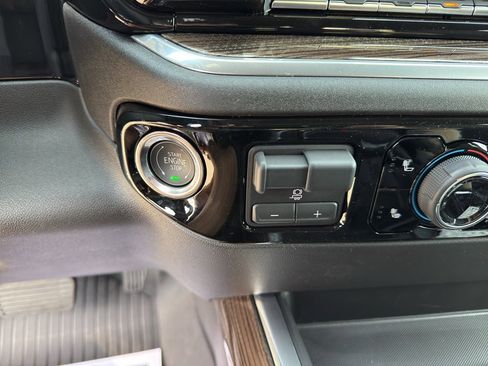 New 2026 Chevrolet Silverado 1500 LT w/ Z71 Off-Road Package image 18