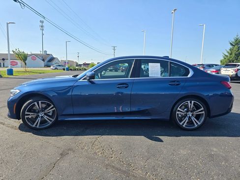 Used 2021 BMW 330i xDrive Sedan w/ Premium Package AWD/4WD image 5
