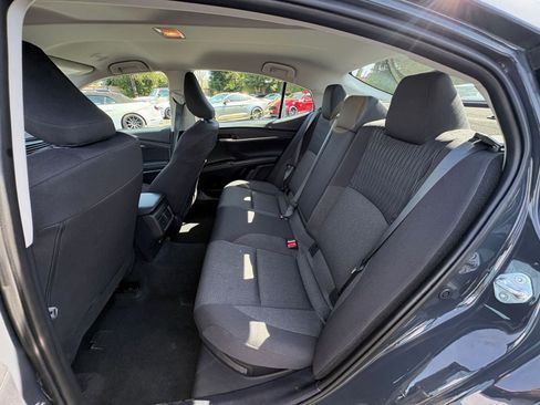 Used 2025 Toyota Camry LE image 25