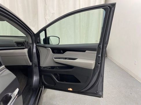 Used 2024 Honda Odyssey Elite image 31