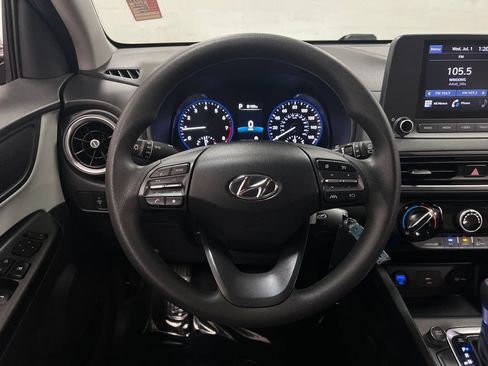 Used 2022 Hyundai Kona SE FWD image 14