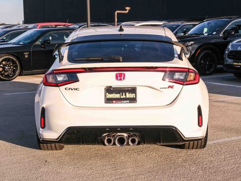 Used 2024 Honda Civic Type R image 5