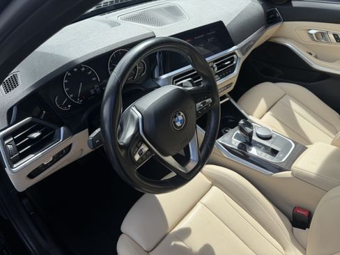 Used 2020 BMW 330i Sedan w/ Driving Assistance Package RWD image 4