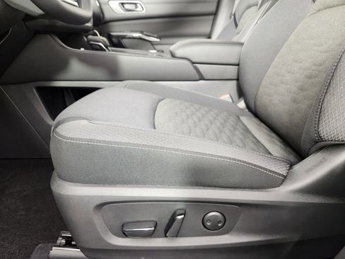 New 2026 Nissan Pathfinder SV image 11