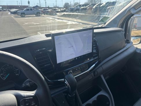 Certified 2024 Ford Transit 350 XLT image 19