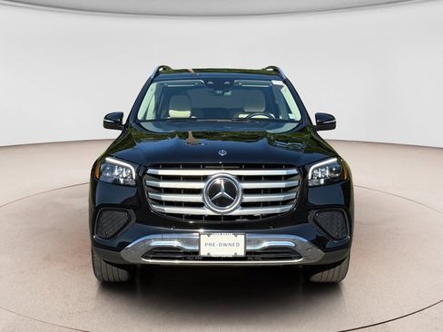 Used 2024 Mercedes-Benz GLS 450 4MATIC image 8