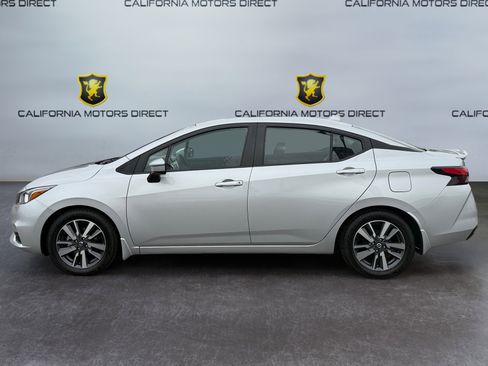 Used 2020 Nissan Versa SV w/ Trunk Package image 2