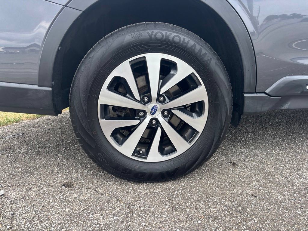 Used 2020 Subaru Outback Premium AWD/4WD image 17