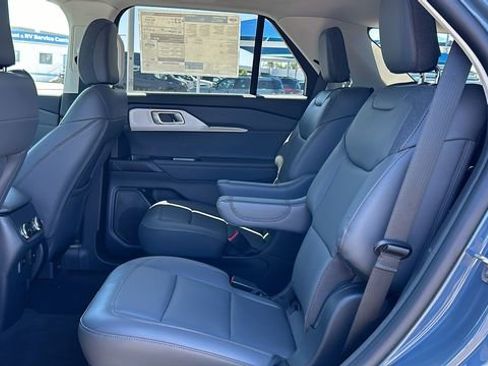 New 2026 Ford Explorer Active w/ Active Comfort Package AWD/4WD image 15
