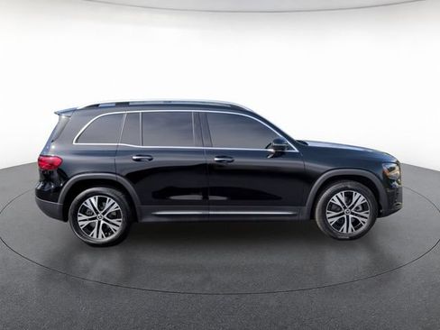 Used 2025 Mercedes-Benz GLB 250 w/ Exclusive Package image 6