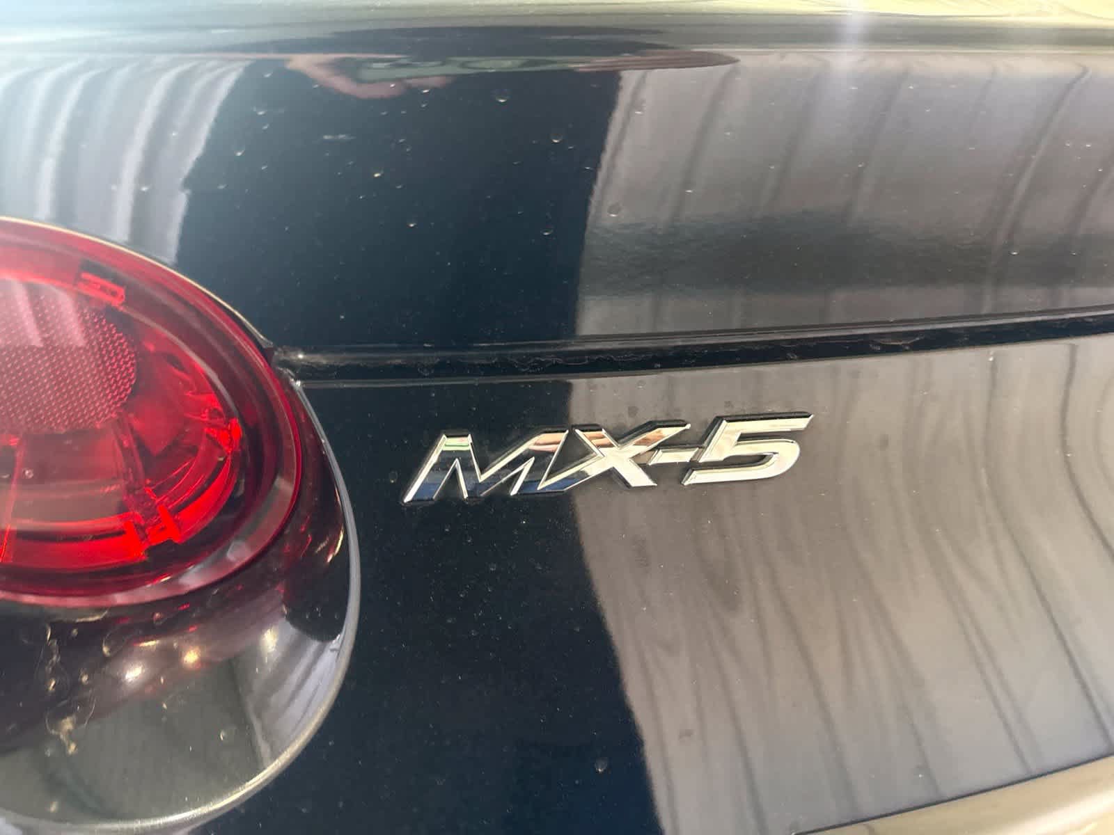 Used 2016 MAZDA MX-5 Miata Grand Touring RWD image 13